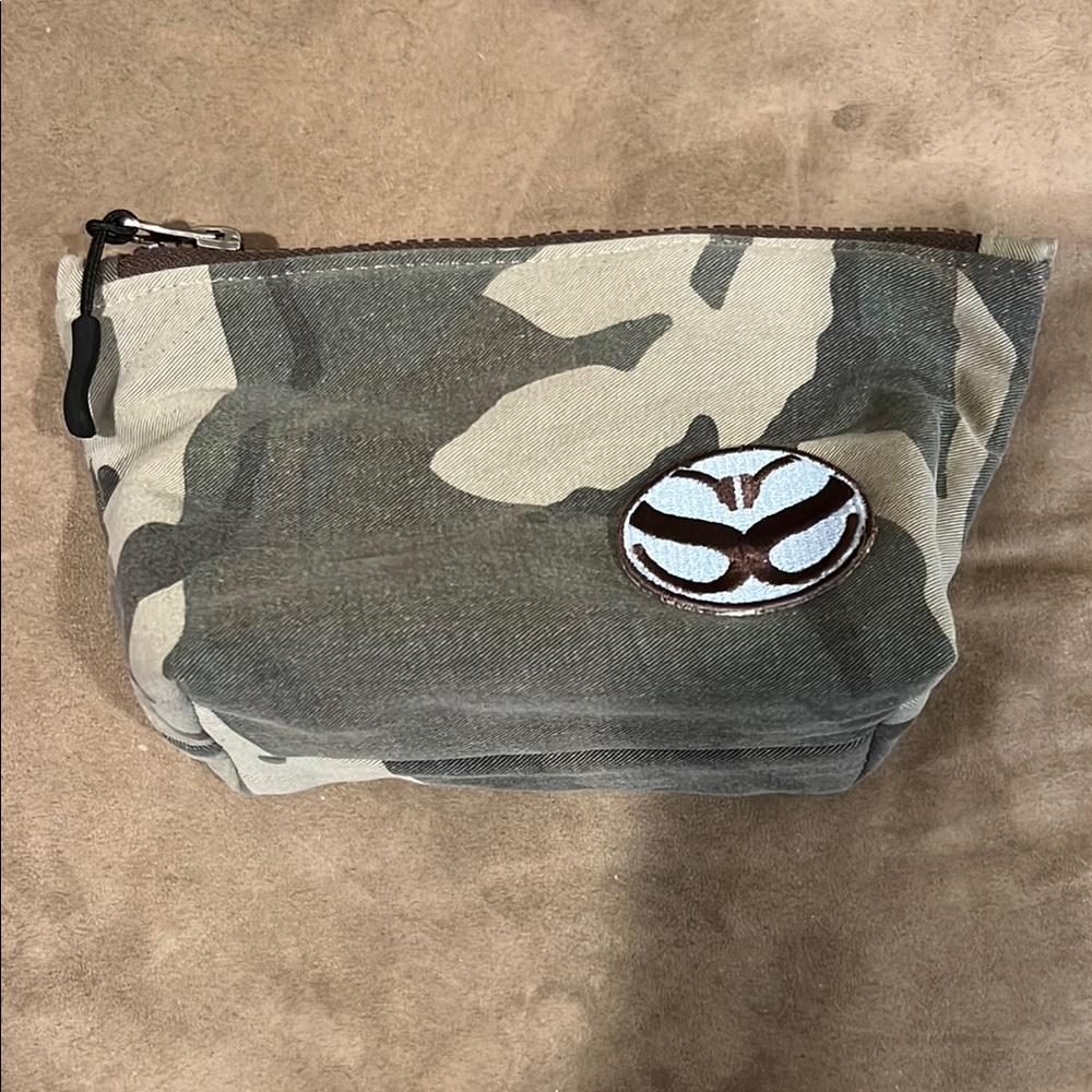 Salvage Sacs Camo Canvas Cosmetic Pouch - Green